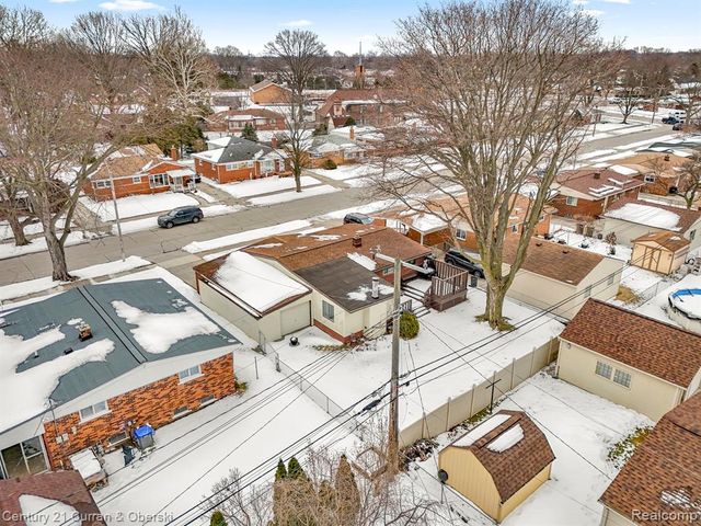 9768 Seavitt Drive, Allen Park, MI 48101