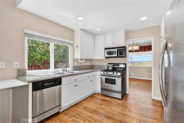 807 Avenida Loma Vista, San Dimas, CA 91773