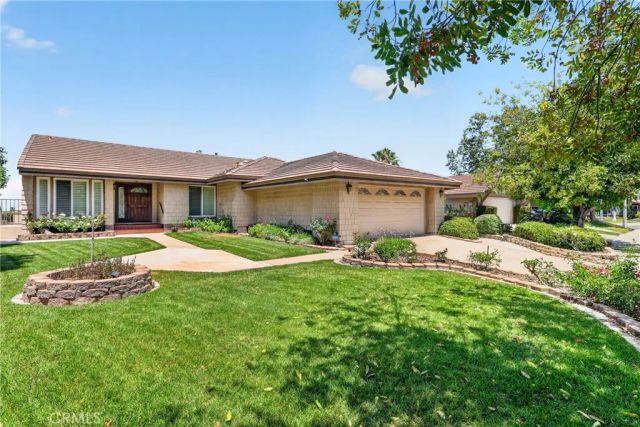 807 Avenida Loma Vista, San Dimas, CA 91773