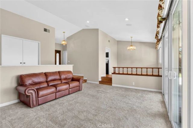 807 Avenida Loma Vista, San Dimas, CA 91773