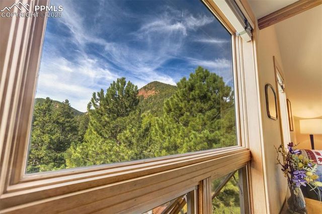 400 Valley Crescent Street, Palmer Lake, CO 80133