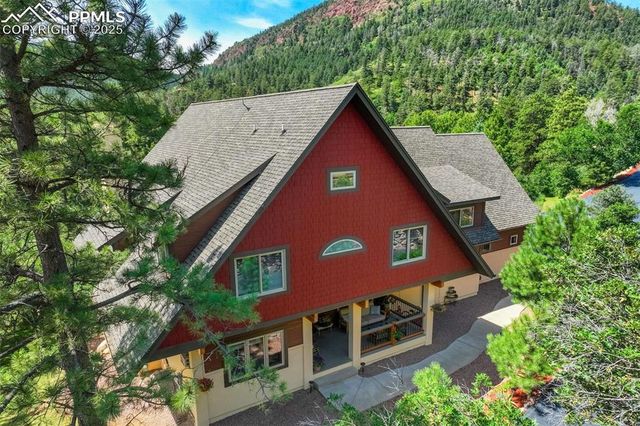 400 Valley Crescent Street, Palmer Lake, CO 80133