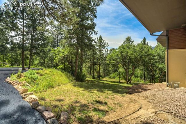 400 Valley Crescent Street, Palmer Lake, CO 80133