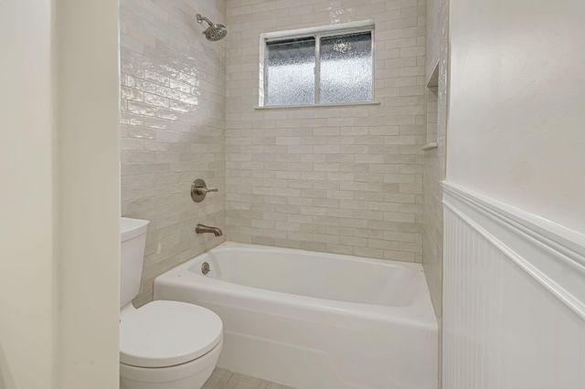 2310 Woodwind Way, League City, TX 77573