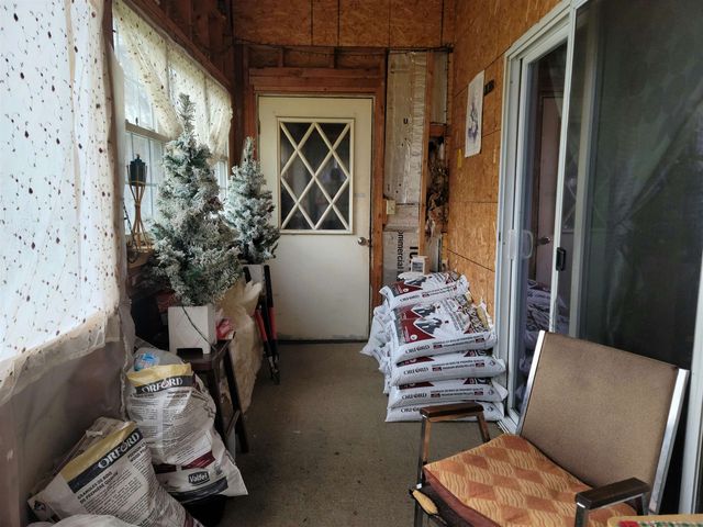 75 Indian Point Street, Newport City, VT 05855