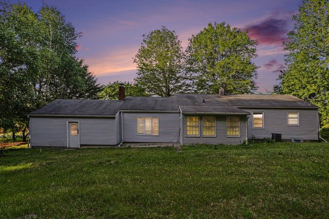 14644 Millard Road, Three Rivers, MI 49093