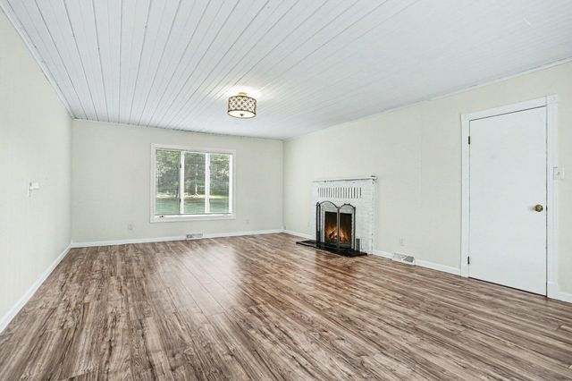 14644 Millard Road, Three Rivers, MI 49093