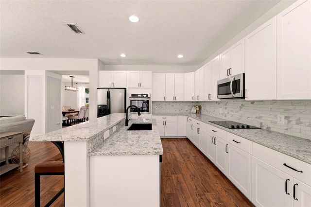 10143 MALPAS POINT, Orlando, FL 32832