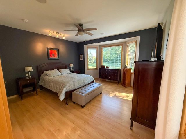 485 Whispering Springs DRIVE, Fond Du Lac, WI 54937