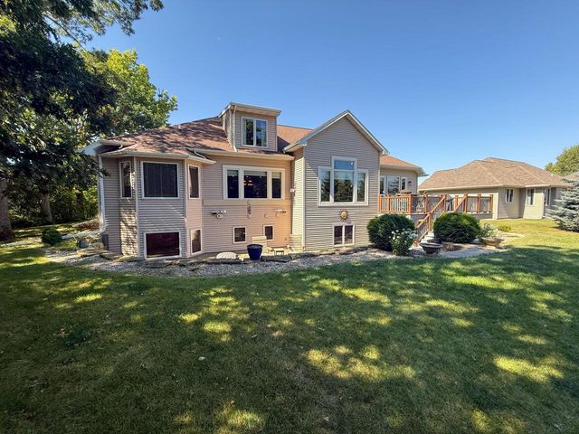 485 Whispering Springs DRIVE, Fond Du Lac, WI 54937