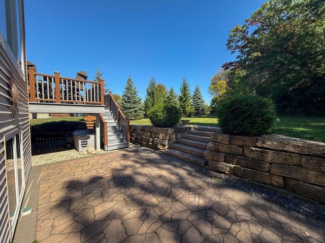 485 Whispering Springs DRIVE, Fond Du Lac, WI 54937