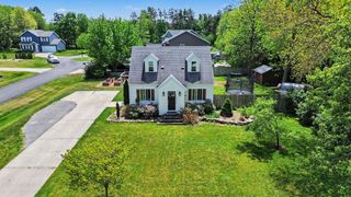 1222 W 32nd Street, Holland City, MI 49423
