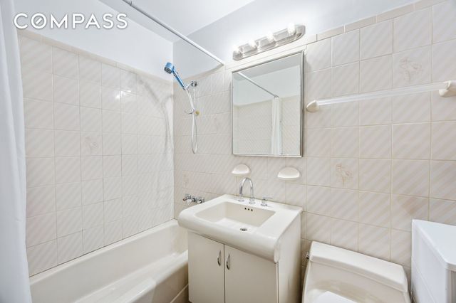 24-27 78th Street, New York City, NY 11370