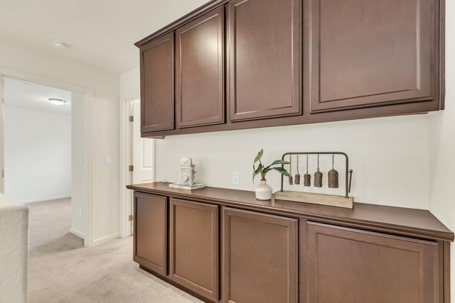 4012 Branigan Lake Way, Rancho Cordova, CA 95742