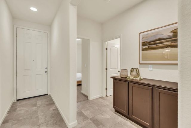 4012 Branigan Lake Way, Rancho Cordova, CA 95742