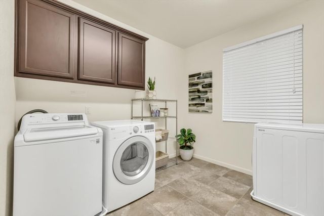 4012 Branigan Lake Way, Rancho Cordova, CA 95742