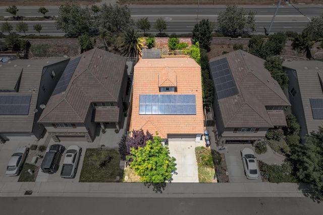 4012 Branigan Lake Way, Rancho Cordova, CA 95742