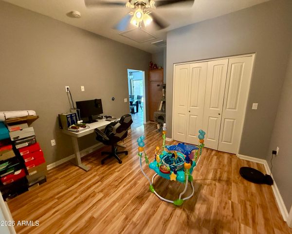 508 W LATONA Road, Phoenix, AZ 85041