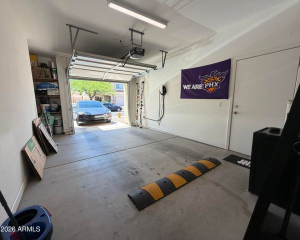 508 W LATONA Road, Phoenix, AZ 85041