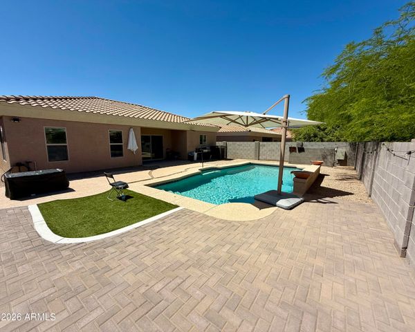 508 W LATONA Road, Phoenix, AZ 85041