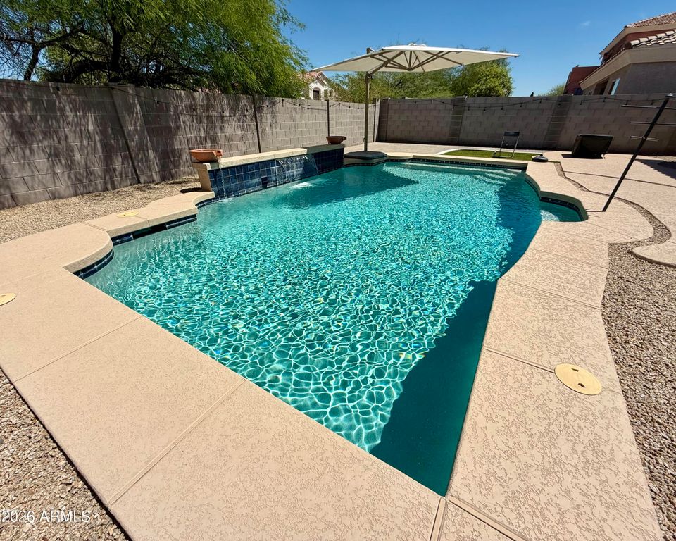 508 W LATONA Road, Phoenix, AZ 85041