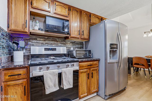 10917 WHITEHALL Drive, El Paso, TX 79934