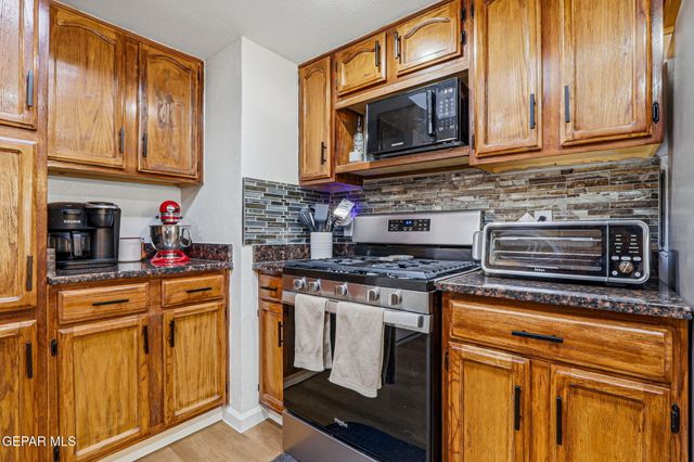 10917 WHITEHALL Drive, El Paso, TX 79934