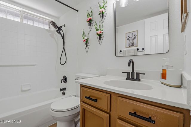 10917 WHITEHALL Drive, El Paso, TX 79934