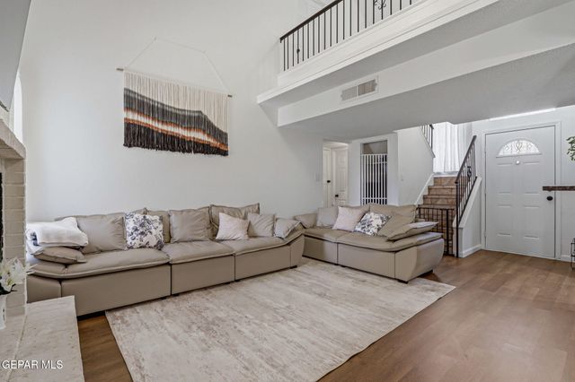 10917 WHITEHALL Drive, El Paso, TX 79934