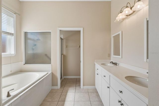 5325 FANTASY WAY, Leesburg, FL 34748