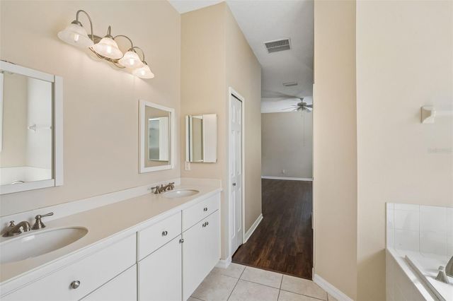 5325 FANTASY WAY, Leesburg, FL 34748