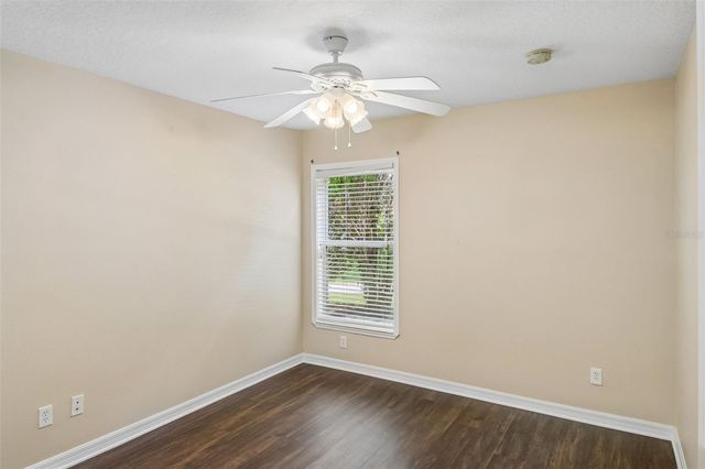 5325 FANTASY WAY, Leesburg, FL 34748