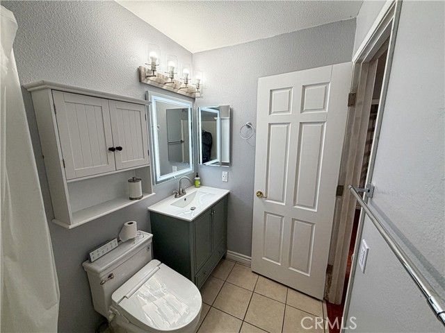 2343 E 17th Street 205, Long Beach, CA 90804