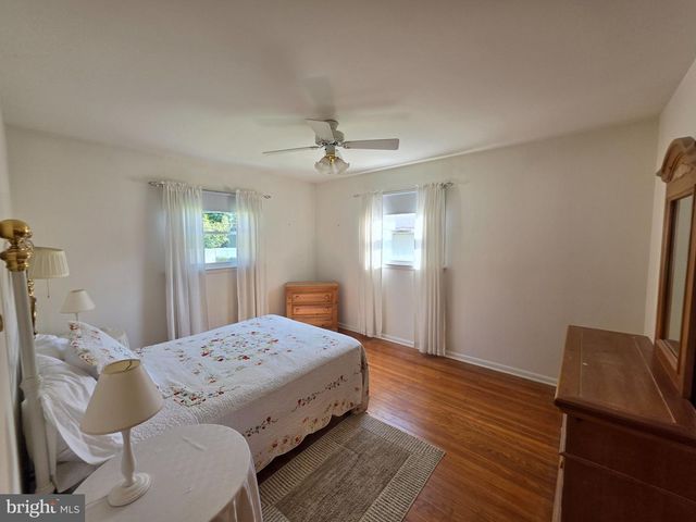 224 CEDAR AVE, Horsham, PA 19044