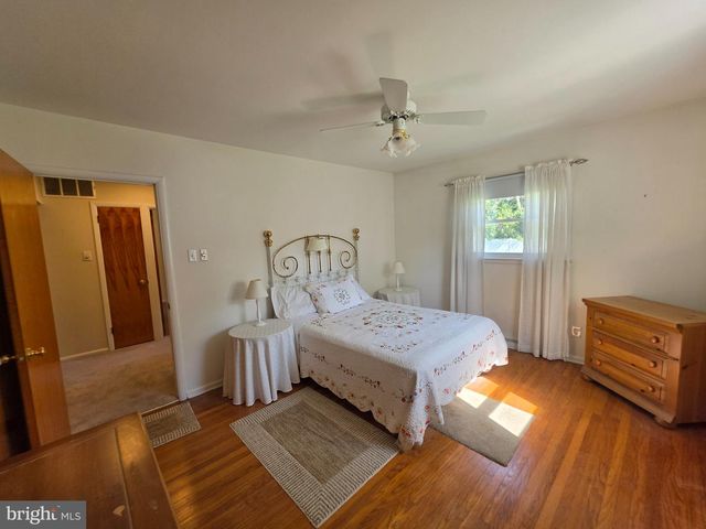 224 CEDAR AVE, Horsham, PA 19044