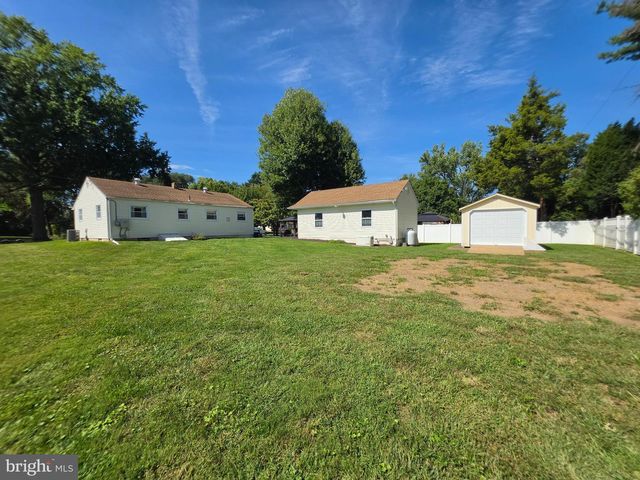 224 CEDAR AVE, Horsham, PA 19044