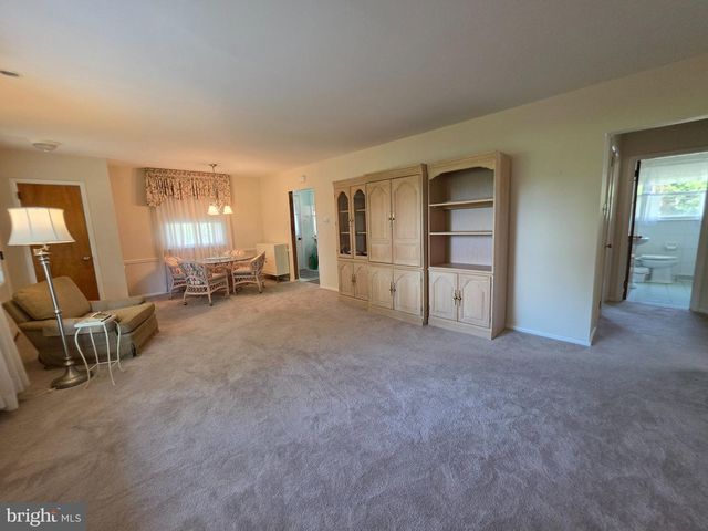 224 CEDAR AVE, Horsham, PA 19044