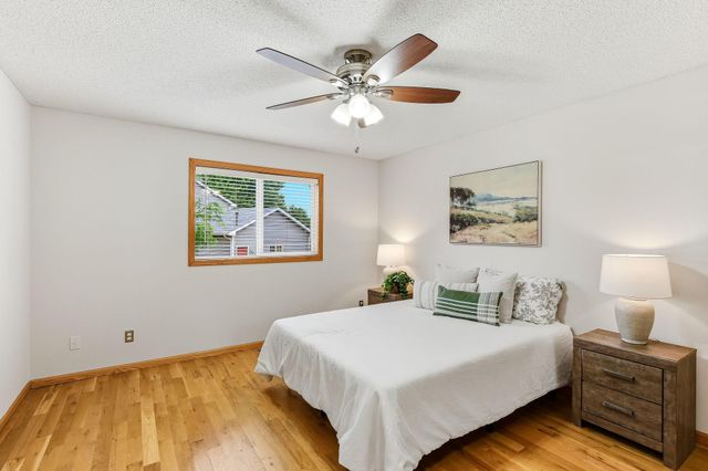 544 Maple Knoll Way NW, Saint Michael, MN 55376