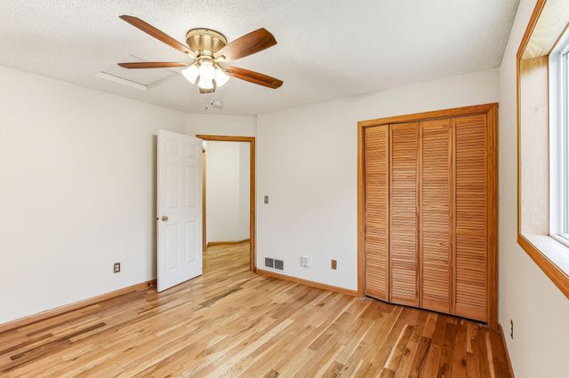 544 Maple Knoll Way NW, Saint Michael, MN 55376