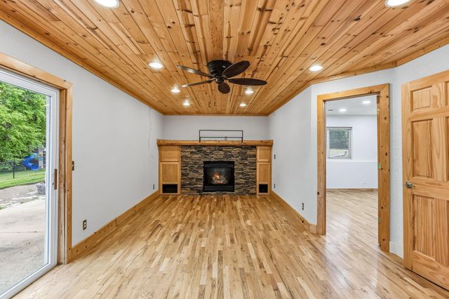 544 Maple Knoll Way NW, Saint Michael, MN 55376