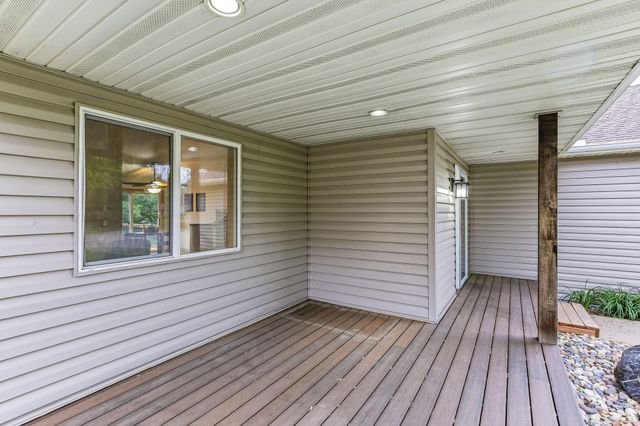 544 Maple Knoll Way NW, Saint Michael, MN 55376