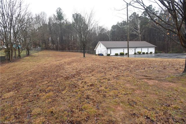 1355 Peachtree Street, Winston-salem, NC 27107