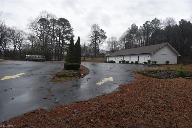 1355 Peachtree Street, Winston-salem, NC 27107