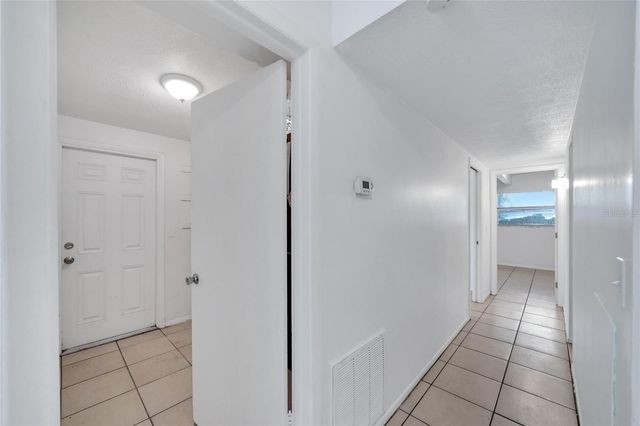 8720 N 48TH STREET, Tampa, FL 33617