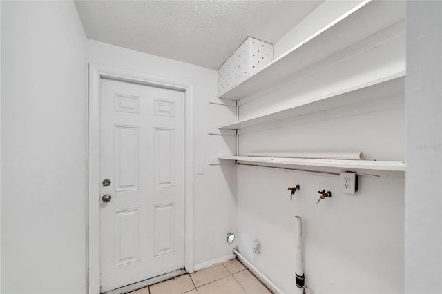 8720 N 48TH STREET, Tampa, FL 33617