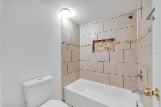 8720 N 48TH STREET, Tampa, FL 33617