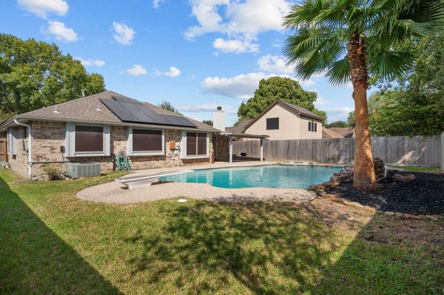 1414 Wexford Drive, Deer Park, TX 77536