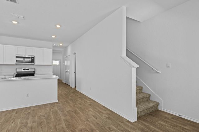 322 Nizao LN, Bastrop, TX 78602