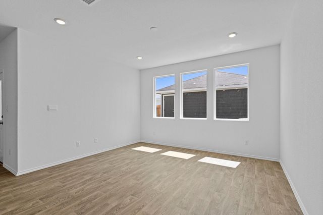 322 Nizao LN, Bastrop, TX 78602
