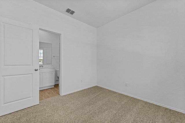 322 Nizao LN, Bastrop, TX 78602